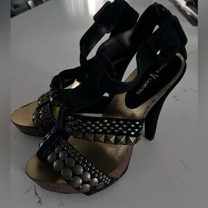 Vince Camuto platform heeled sandals size 7.5